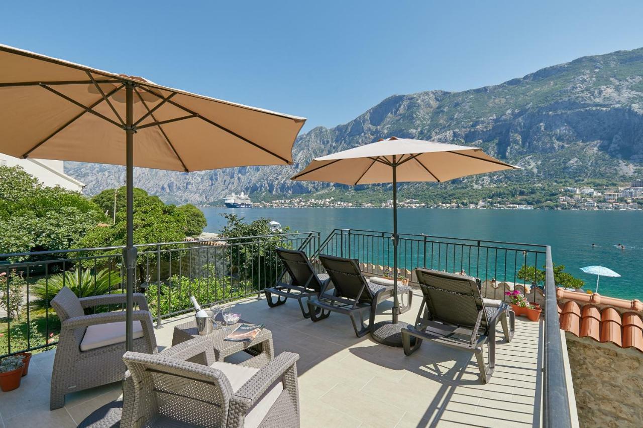 Mediterranean Holiday House & Apartments Kotor Ngoại thất bức ảnh