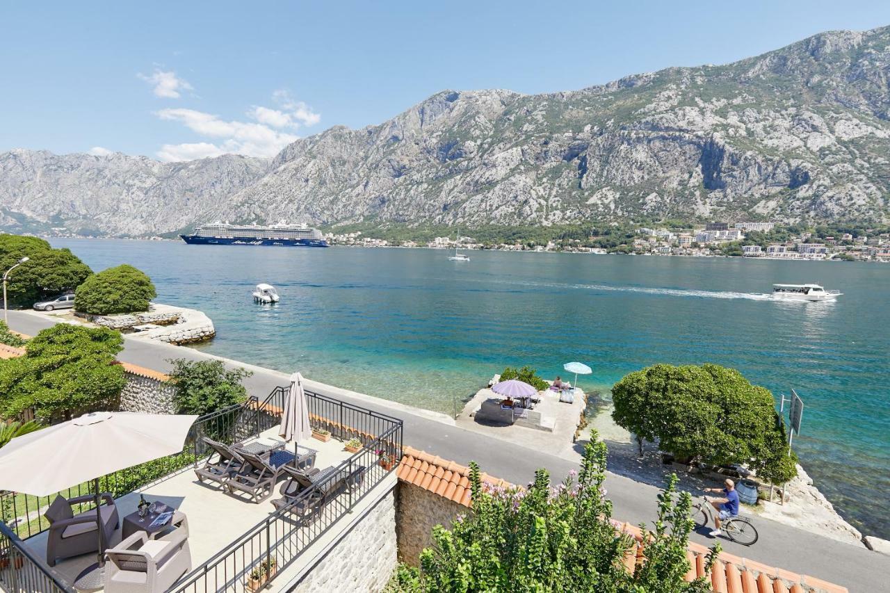 Mediterranean Holiday House & Apartments Kotor Ngoại thất bức ảnh