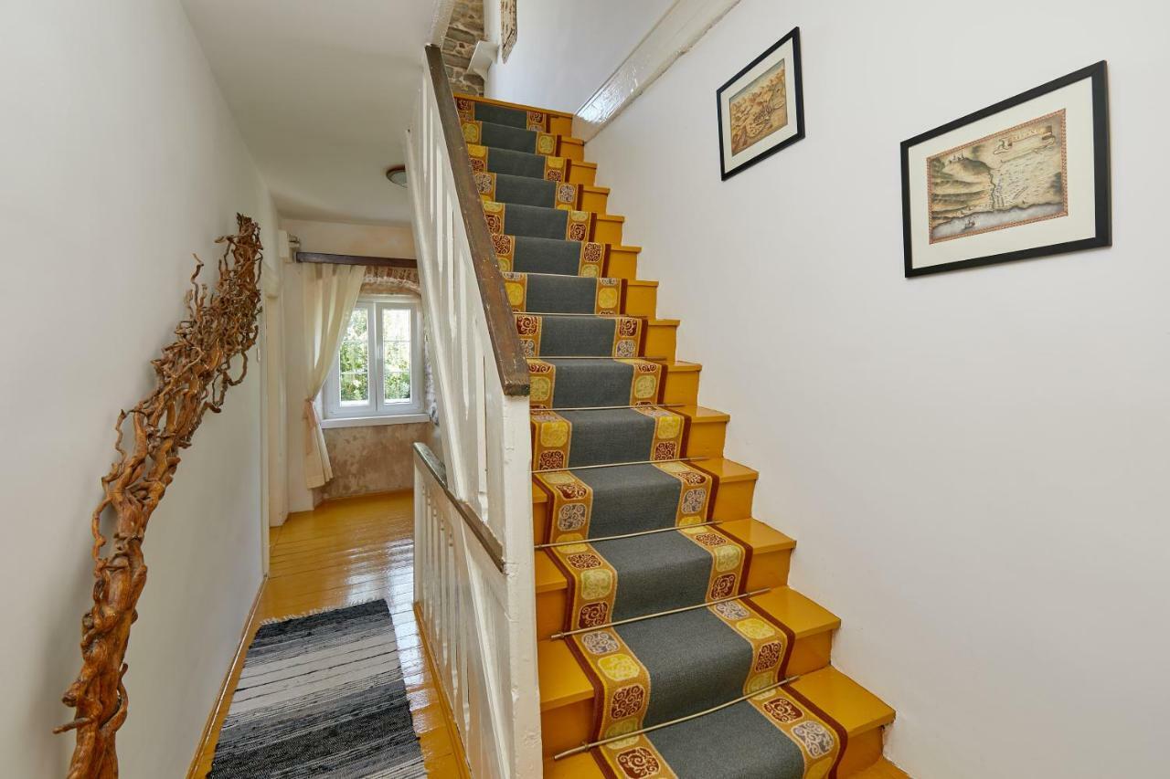 Mediterranean Holiday House & Apartments Kotor Ngoại thất bức ảnh