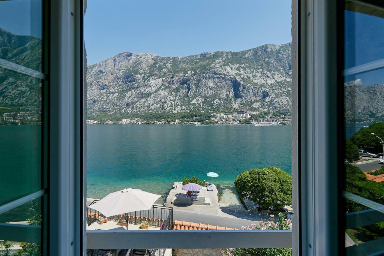 Mediterranean Holiday House & Apartments Kotor Ngoại thất bức ảnh