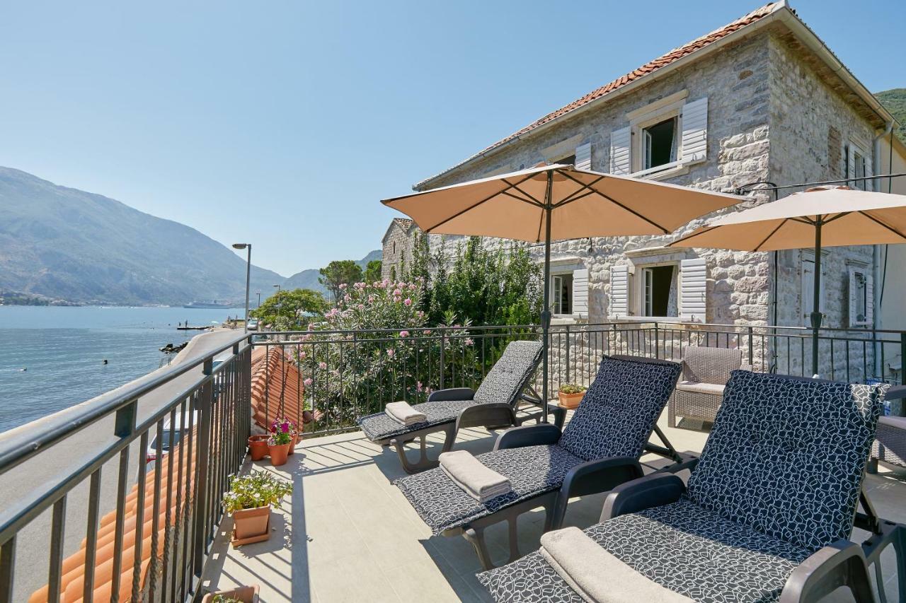 Mediterranean Holiday House & Apartments Kotor Ngoại thất bức ảnh